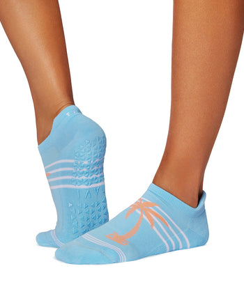 Savvy Grip Socks | Socks > Grip | Tavi – ToeSox | Tavi | Vooray