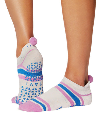 Savvy Grip Socks | Socks > Grip | Tavi – ToeSox | Tavi | Vooray
