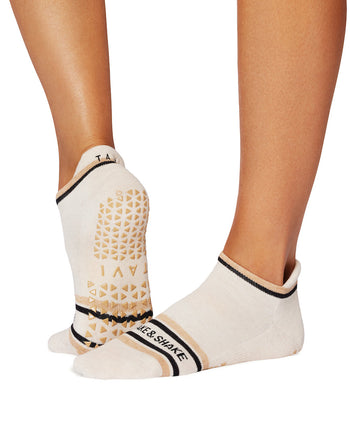 Savvy Grip Socks | Socks > Grip | Tavi – ToeSox | Tavi | Vooray