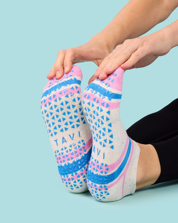 Savvy Grip Socks | Socks > Grip | Tavi – ToeSox | Tavi | Vooray